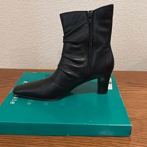 Boots by David Tate
